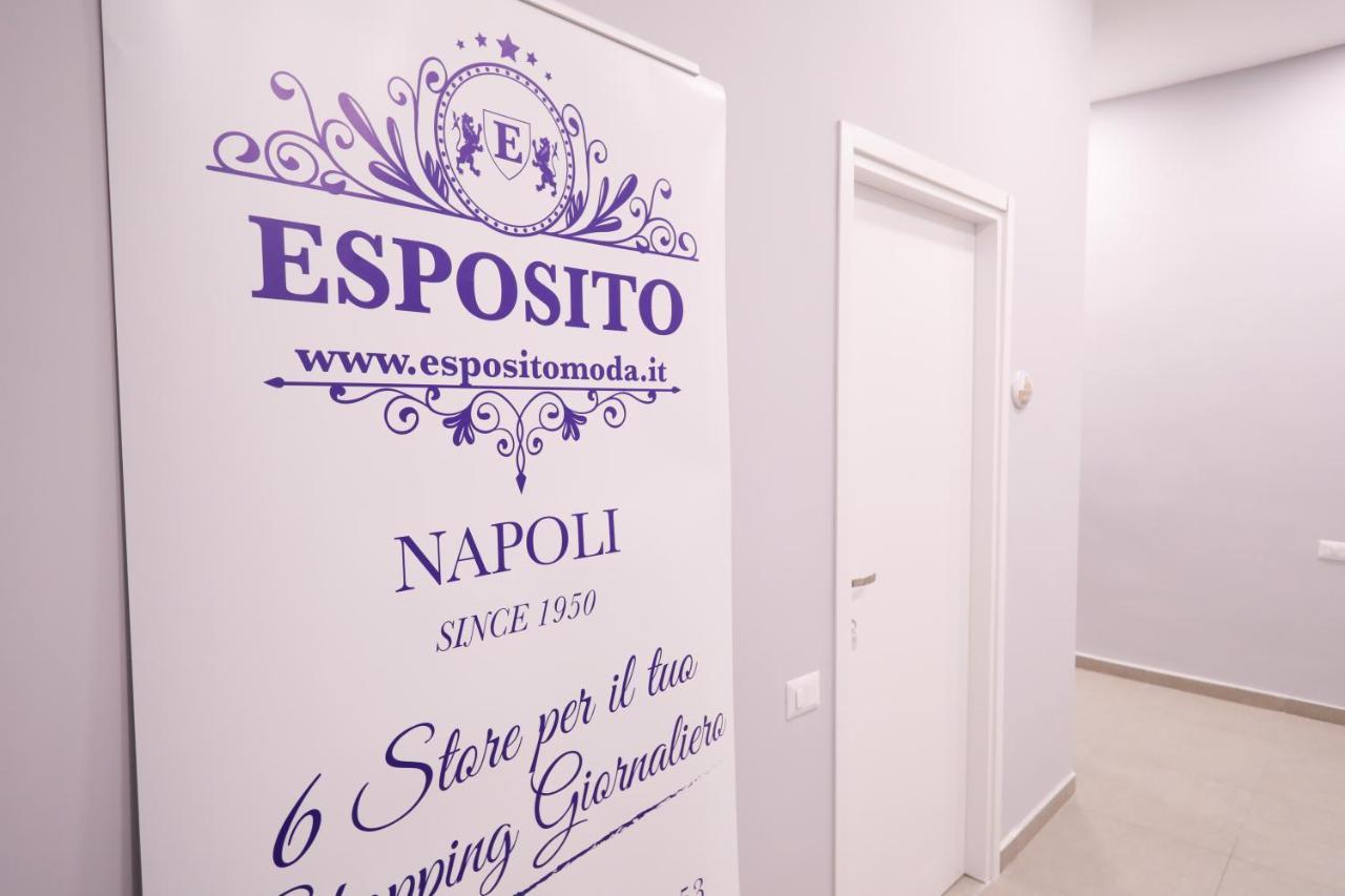 Residenza Esposito Economy Rooms เนเปิลส์ ภายนอก รูปภาพ