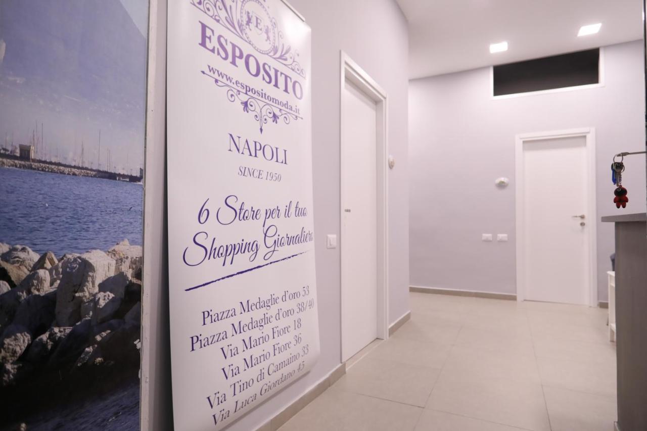 Residenza Esposito Economy Rooms เนเปิลส์ ภายนอก รูปภาพ